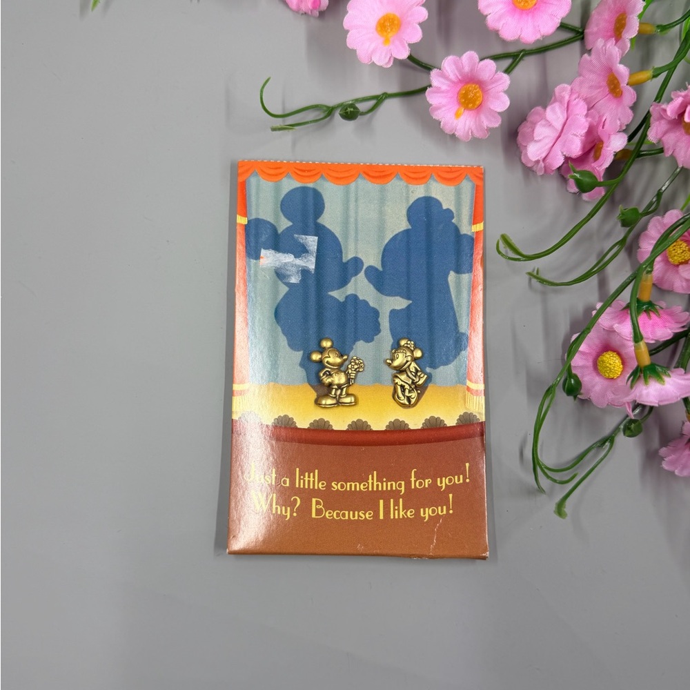 Disney Hallmark Vintage Gold Mickey and Minnie Brooch Set